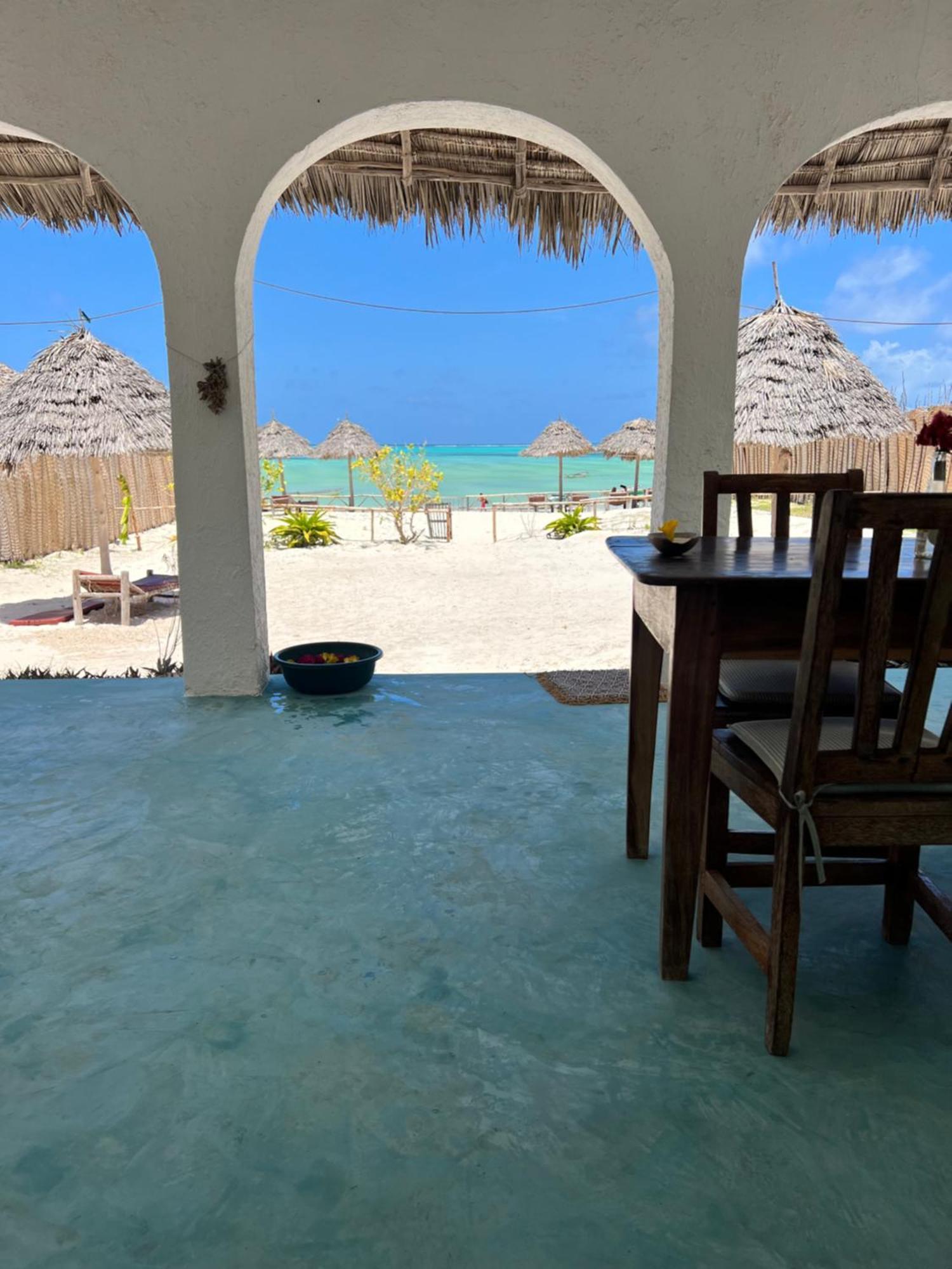 Duara Beach House Hotel ปาเยอ ภายนอก รูปภาพ